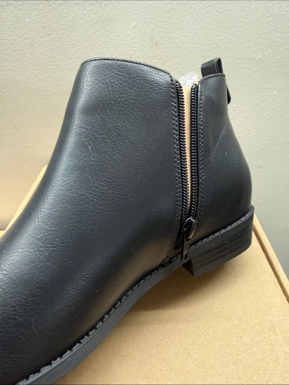 Journee Collection ELLIS Black Faux Leather Ankle Boot with Gold Zipper Size 7.5 - Picture 3 of 8